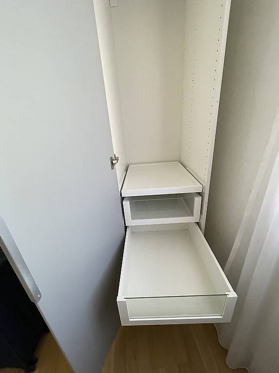 Ikea Schränke: Ikea Pax Kleiderschrank 50cm – Gebraucht aus Zürich von Sue5 3