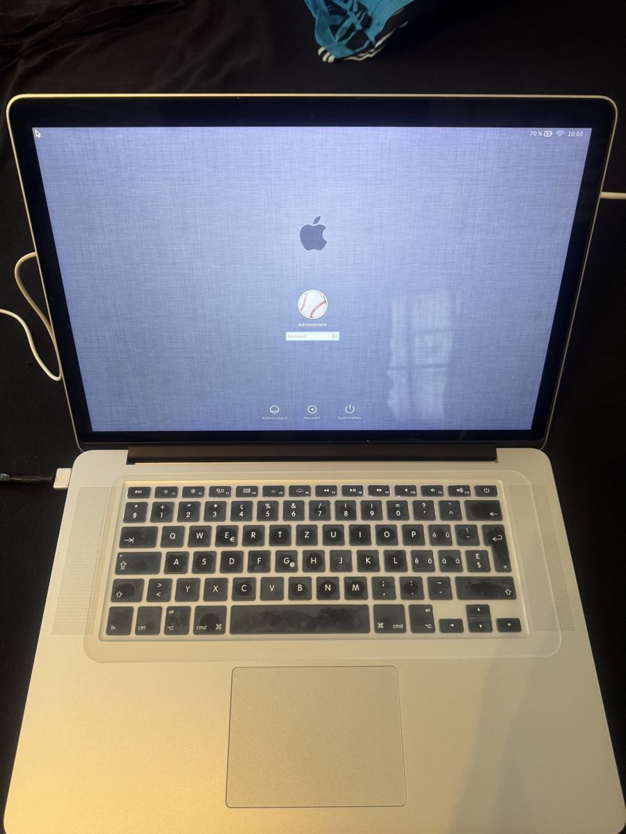 Apple Notebook: MacBook Pro 15“ – Usato da Rhäzüns venduto da Babalona 1