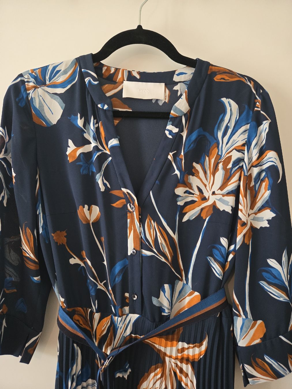 Hugo Boss Kleider: Damen Kleid BOSS Grösse 36 – Neu (gemäss Beschreibung) aus Weinfelden von lexamo94 2