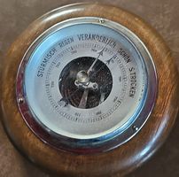 Barometer analog in Holzgehäuse gebraucht