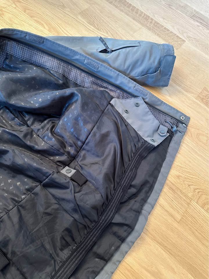 Quiksilver Jacken: Quiksilver Ski Snowboard Winter Jacket – Gebraucht aus Zürich von mc_172 1
