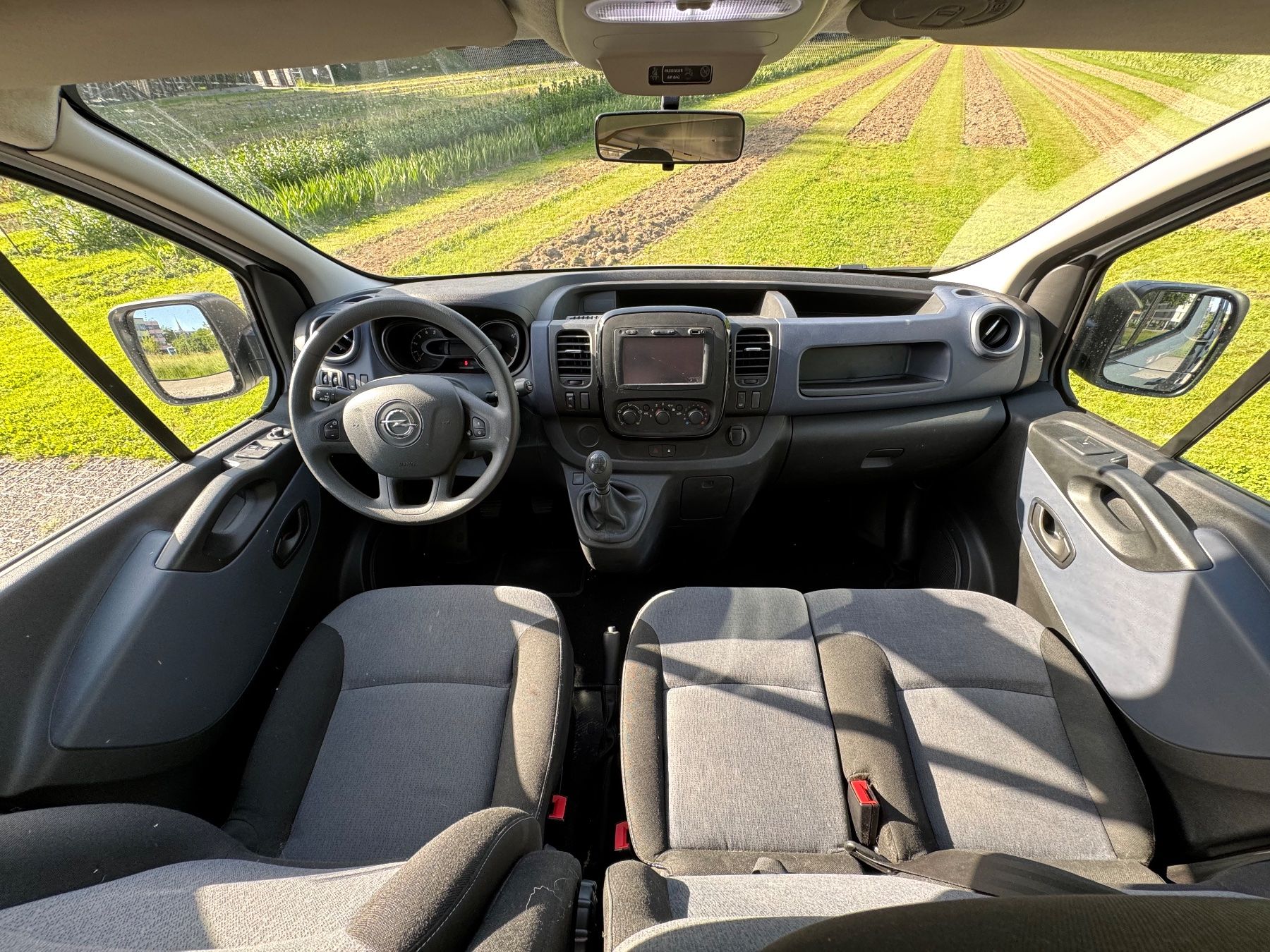 Opel Veicoli da campeggio: Opel Vivaro Autark ab Service – Usato da Mühlethurnen venduto da liv_9ft5 7