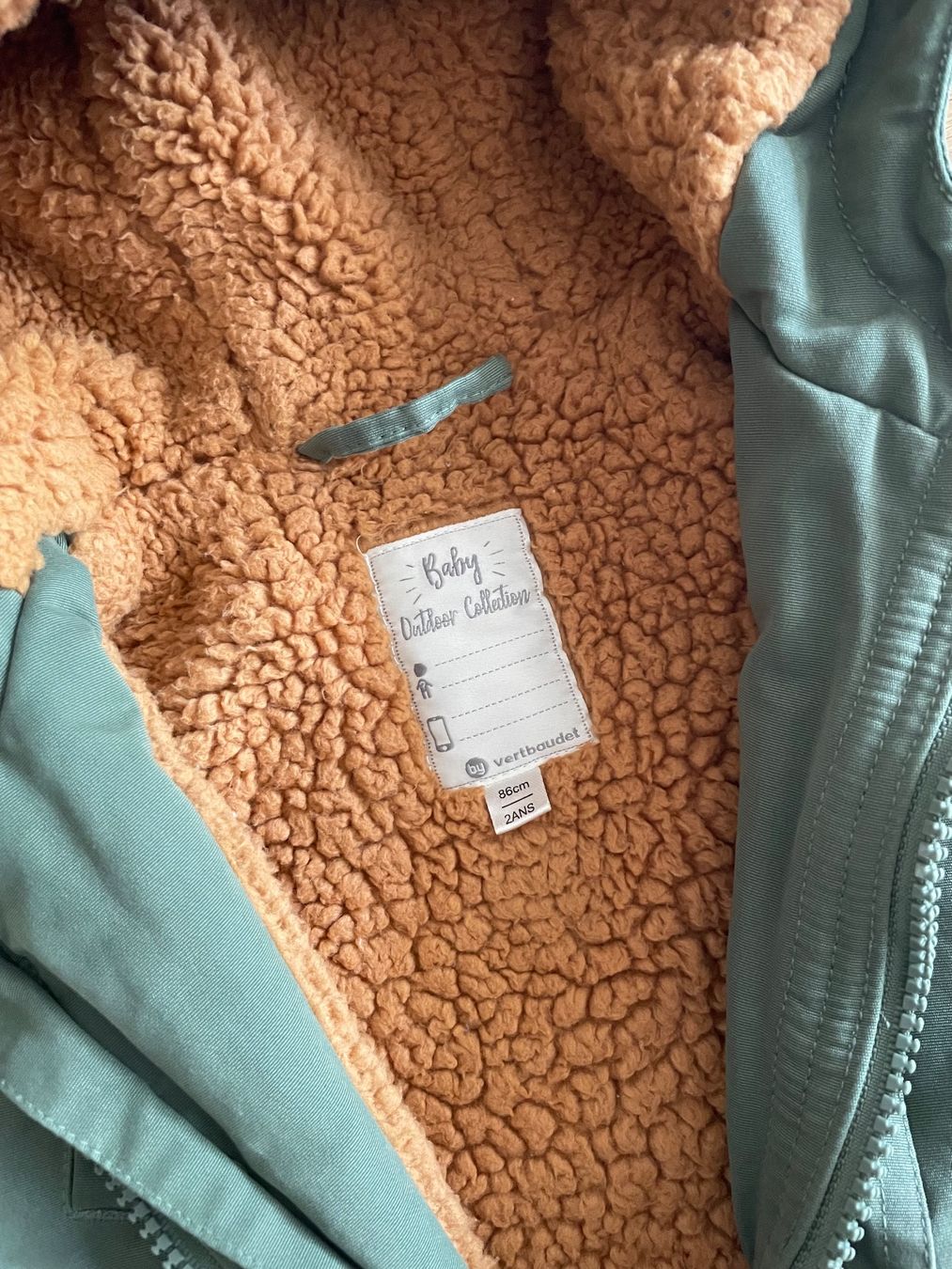 Vertbaudet Giacche & Cappotti: Winter Parka Jacke Gr. 86 Khaki Vertbaudet – Usato da Münchwilen TG venduto da DieVierVilas 1