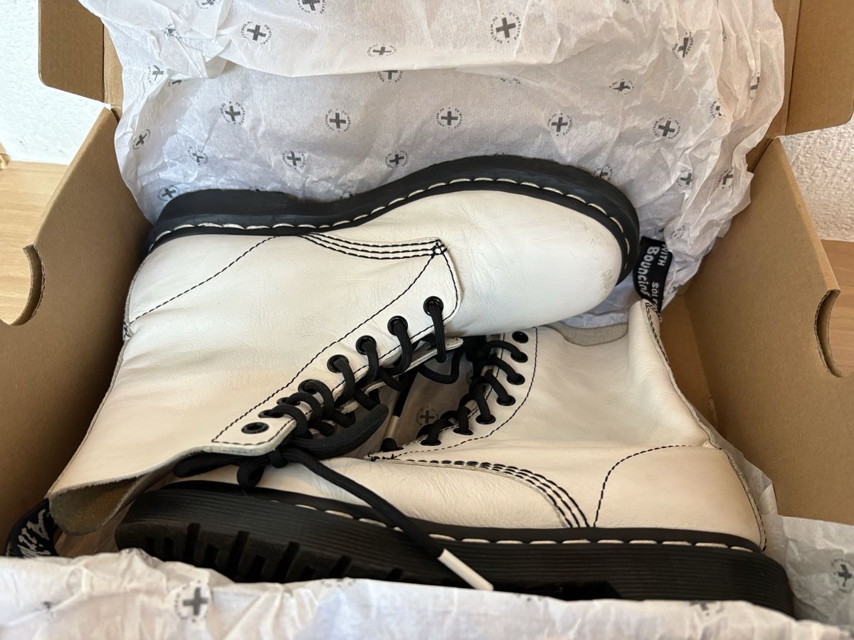 Dr. Martens Scarpe da donna: Dr. Martens – Usato da Flanthey venduto da catrehuit84 2