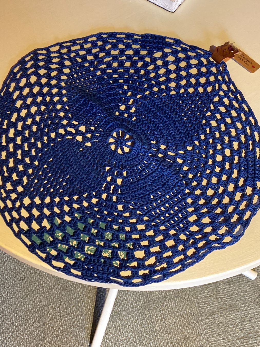 Altra biancheria da tavola: TISCHDECKE-RUND-BLAU,HANDGEMACHT – Nuovo e nell'imballaggio originale da Meienried venduto da ManuelaBoutique