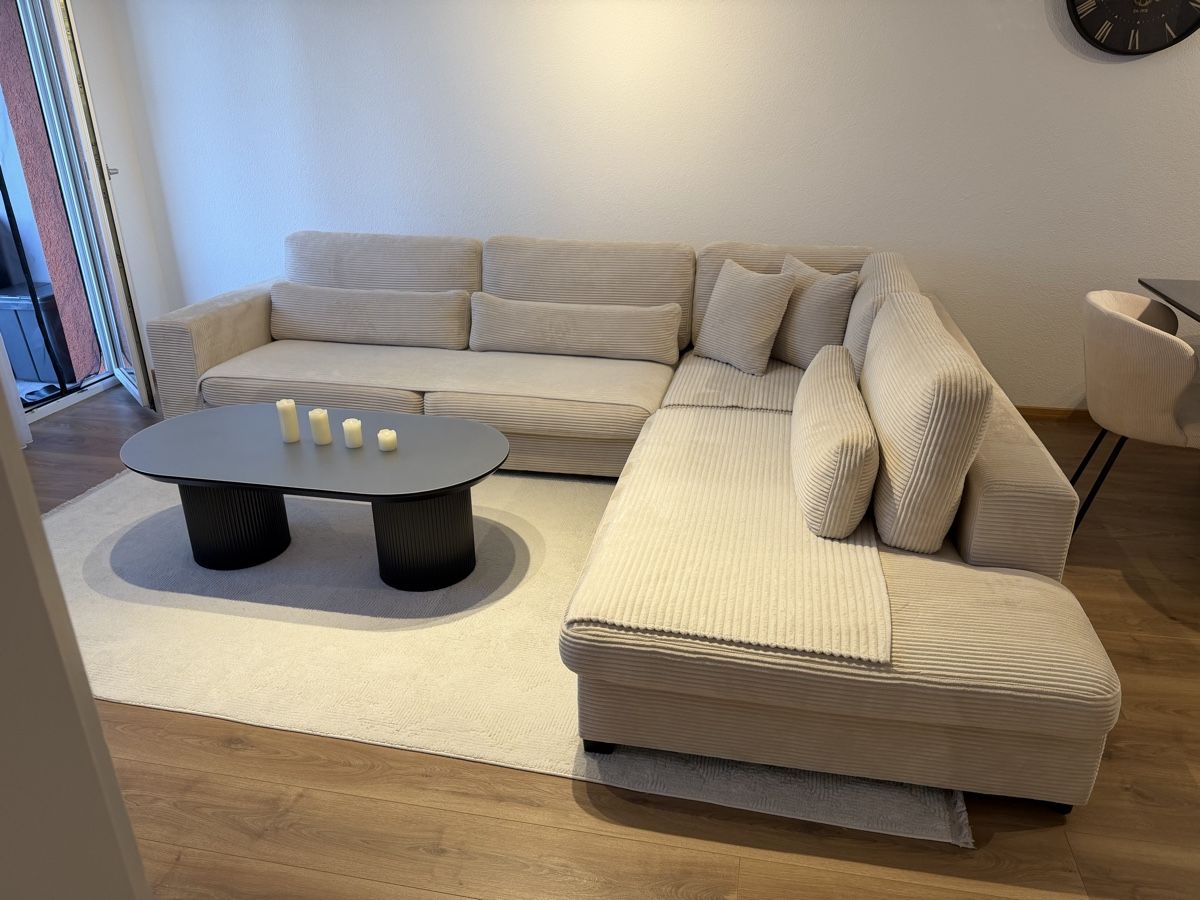 Sofas: Ecksofa Creme – Neu (gemäss Beschreibung) aus Rapperswil SG von ToliGL 1