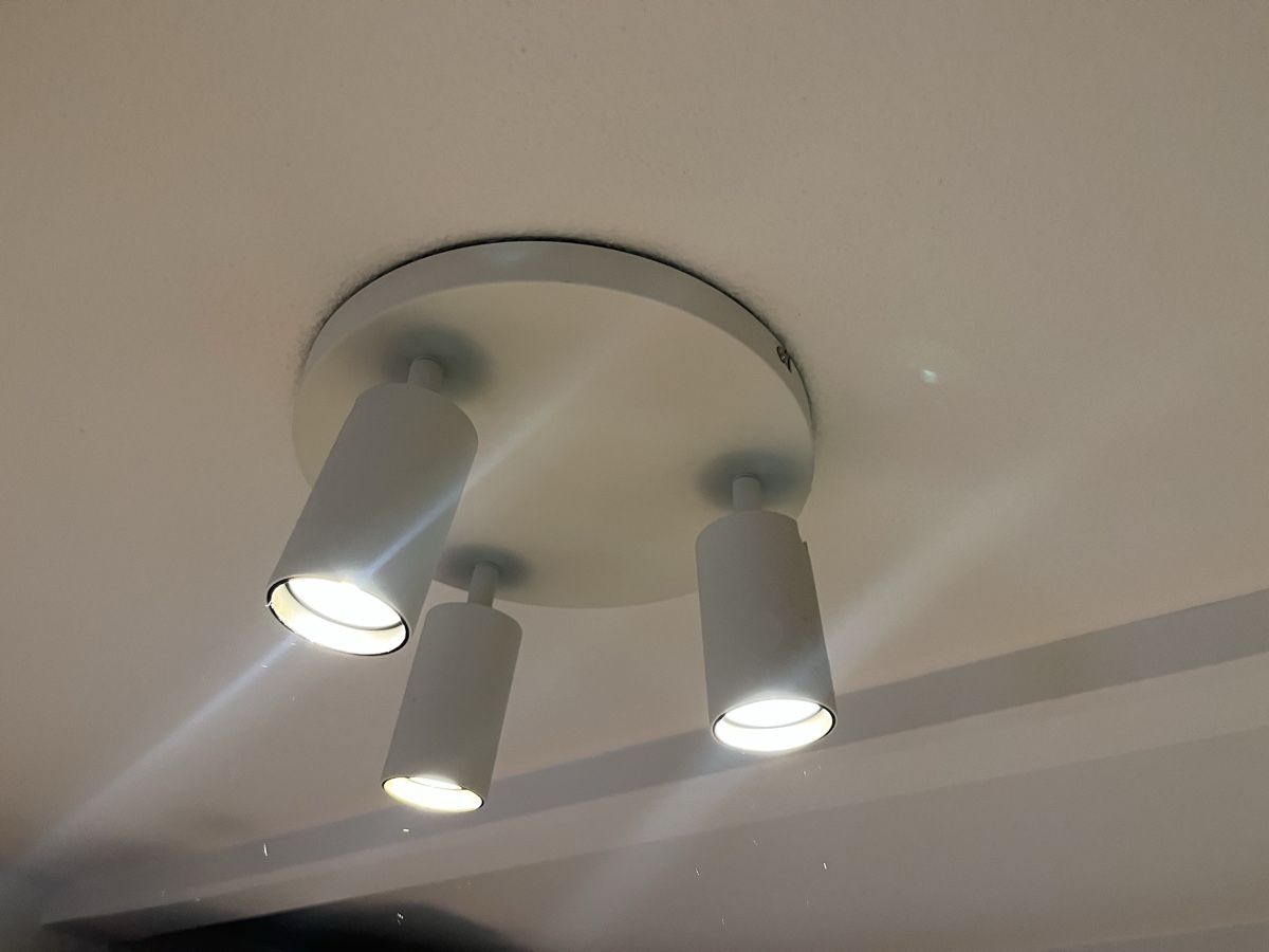 Micasa Lampadari & plafoniere: Micasa LED Deckenleuchte 3 Spots – Usato da Zürich venduto da R3nkonsky