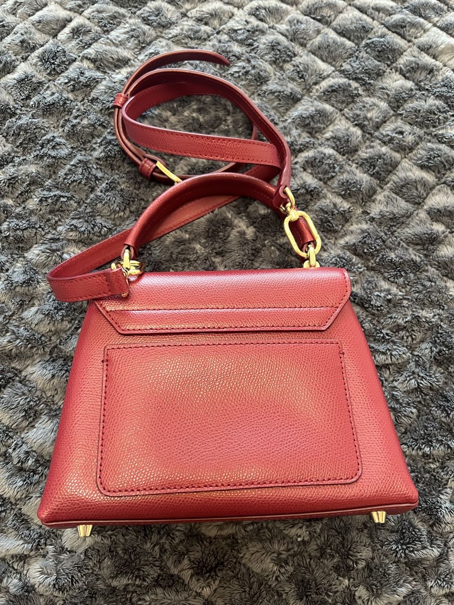 Furla Sacs femmes: Furla Handtasche – Neuf avec emballage d'origine à Ramlinsburg par Jessi1988 1