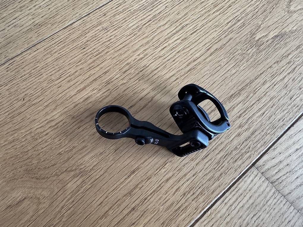 Pezzi di ricambio: SRAM AXS Pod Bridge Clamp Klemmschelle – Nuovo (secondo la descrizione) da Horgen venduto da peterp 1