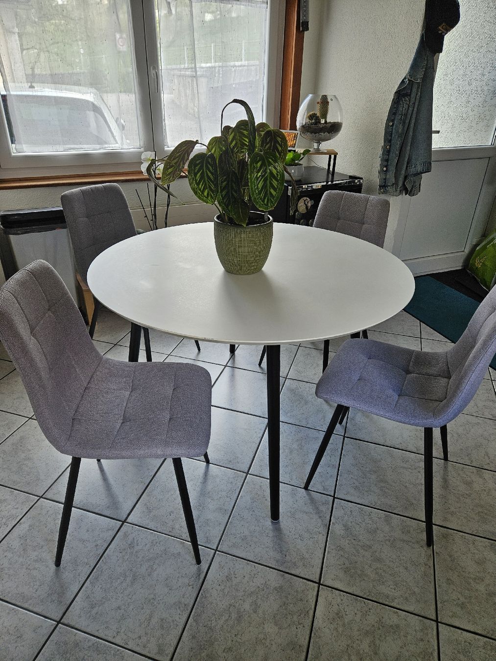 Set di tavolo e panche: table + 4 chaises – Usato da Les Hauts-Geneveys venduto da Redfield45 1