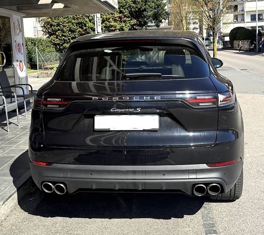 Porsche Autos: VENDO PORSCHE CAYENNE S – Gebraucht aus Solduno von and_cd7t 1