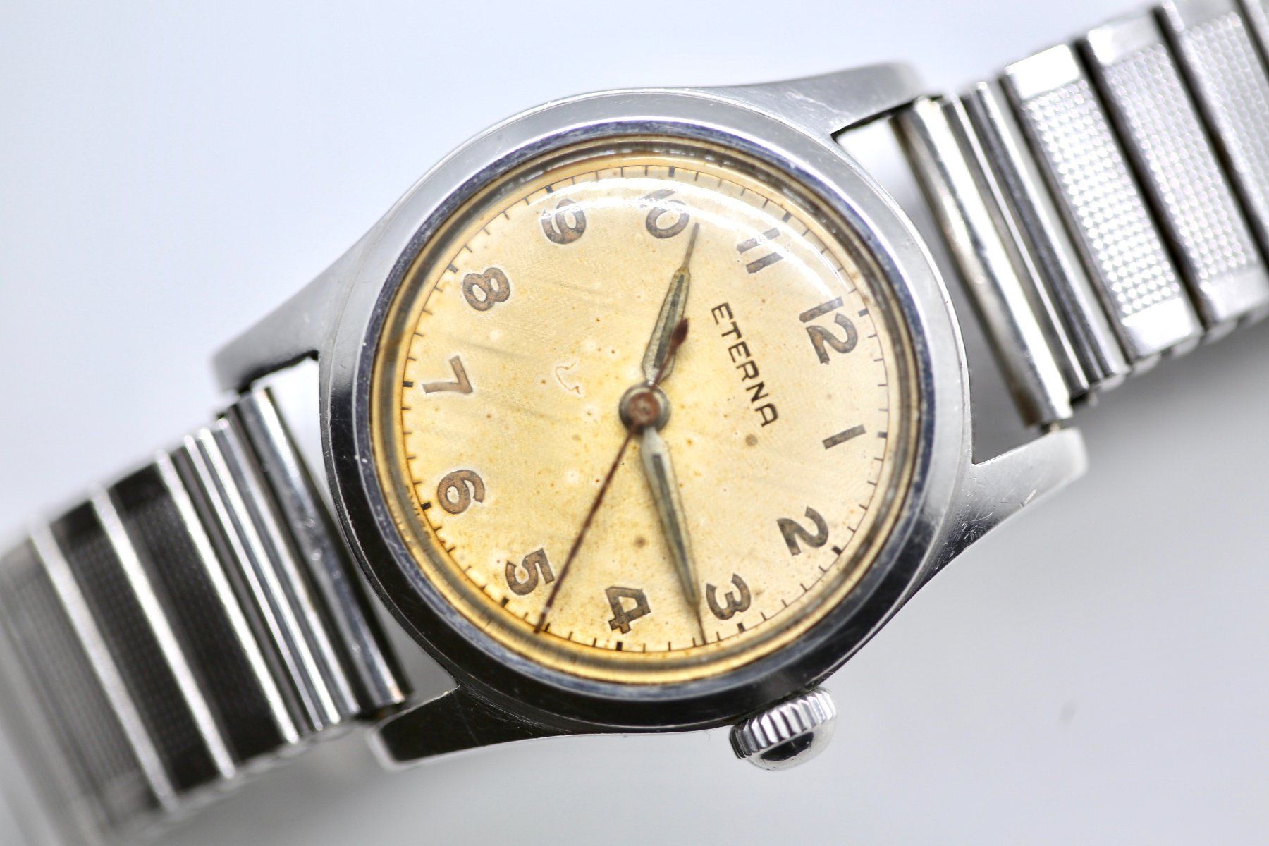 Eterna Uhren: Eterna Militäruhr ab 1Fr! – Gebraucht aus Reinach BL von Han-Numismatik 2