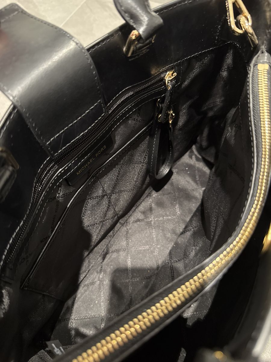 Michael Kors Taschen für Damen: Edle Handtasche von Michael Kors schwarz – Neu (gemäss Beschreibung) aus Emmenbrücke von Florentina27 4