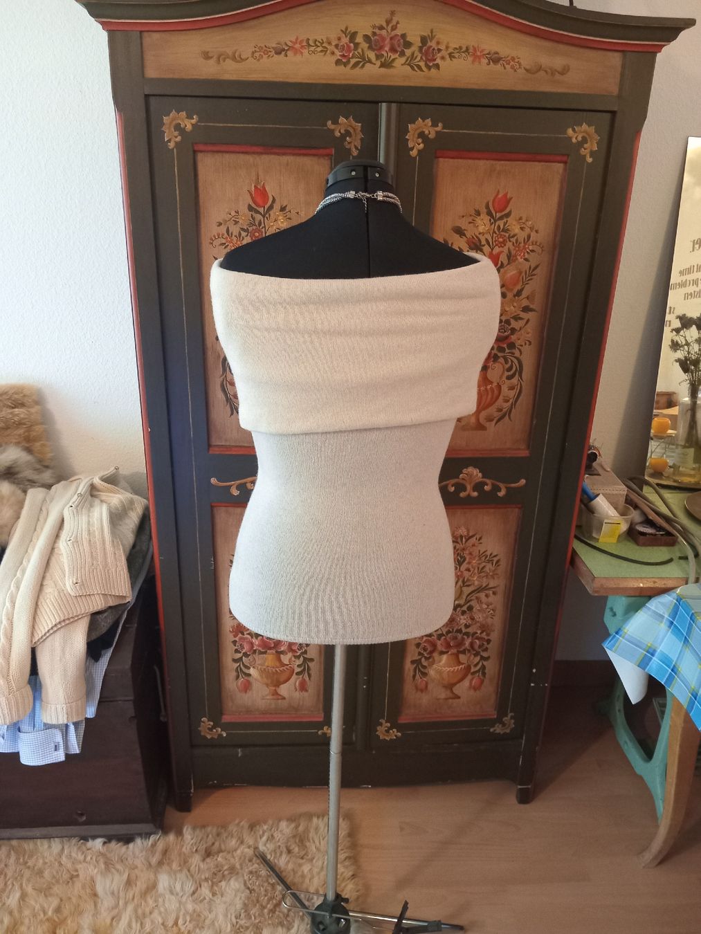 Maglioni & Felpe: Autumn Cashmere Pullover mit Pelz  M – Nuovo (secondo la descrizione) da Obergösgen venduto da crystalfox 3