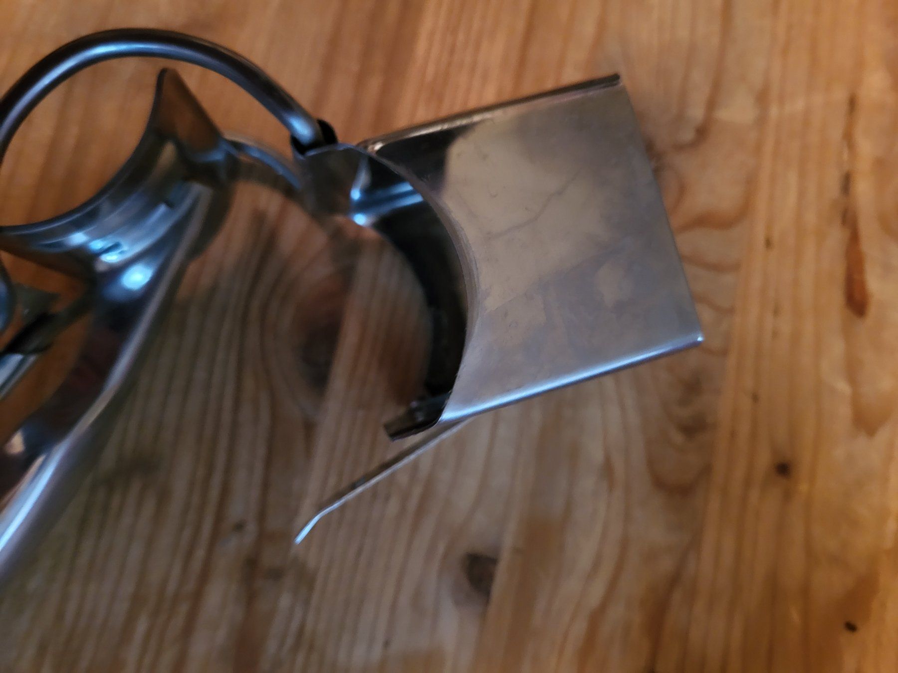 Elettrodomestici da cucina: Metallene Käseraffel, 2-teilig – Usato da Guggisberg venduto da Aegertenlehn 3