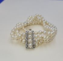 Perlen Armband Mit 18 Karat 750 Weiss Gold Verschluss