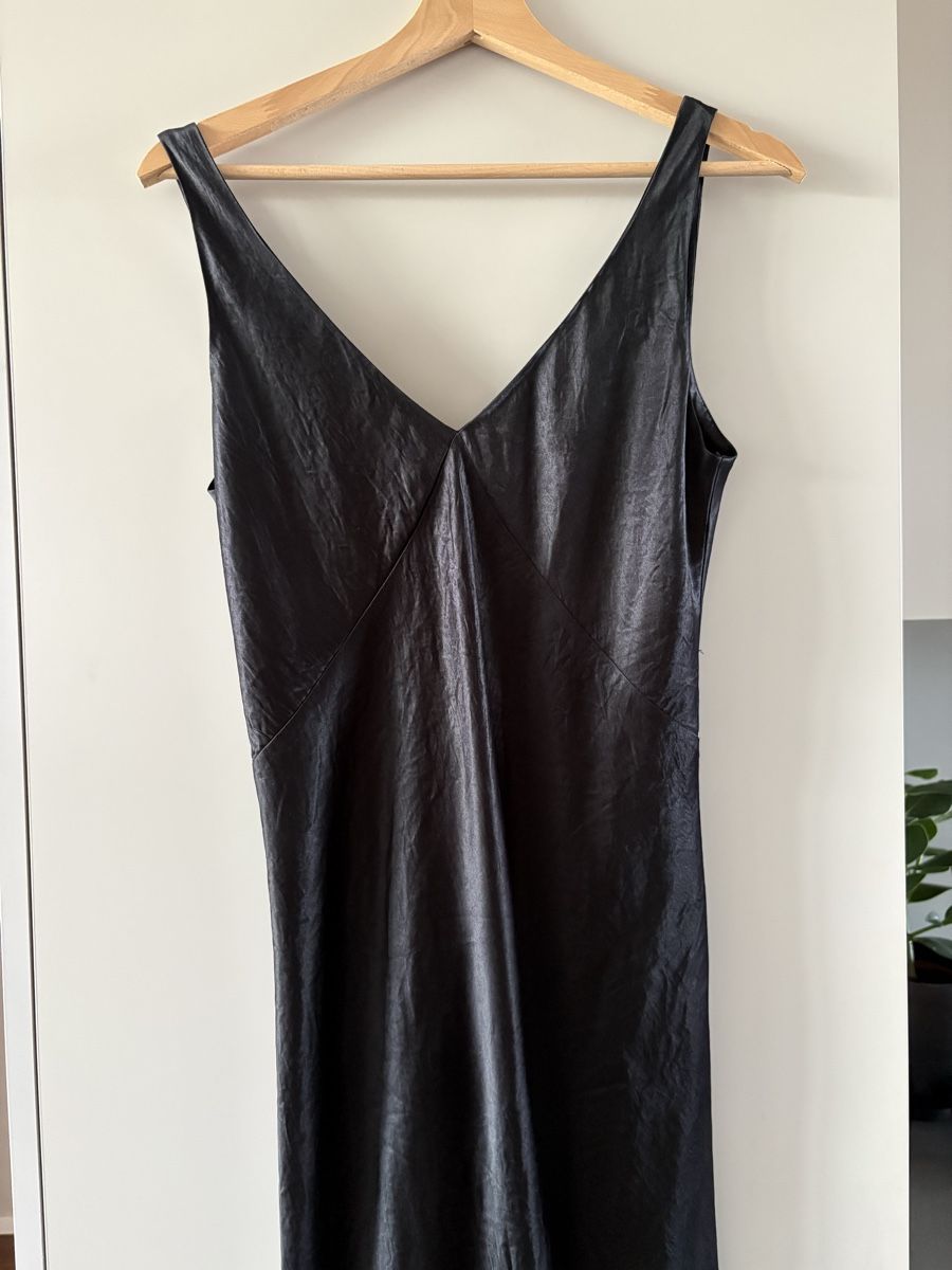 Vestiti: Vince Kleid lang – Usato da Bern venduto da Sabischu 5
