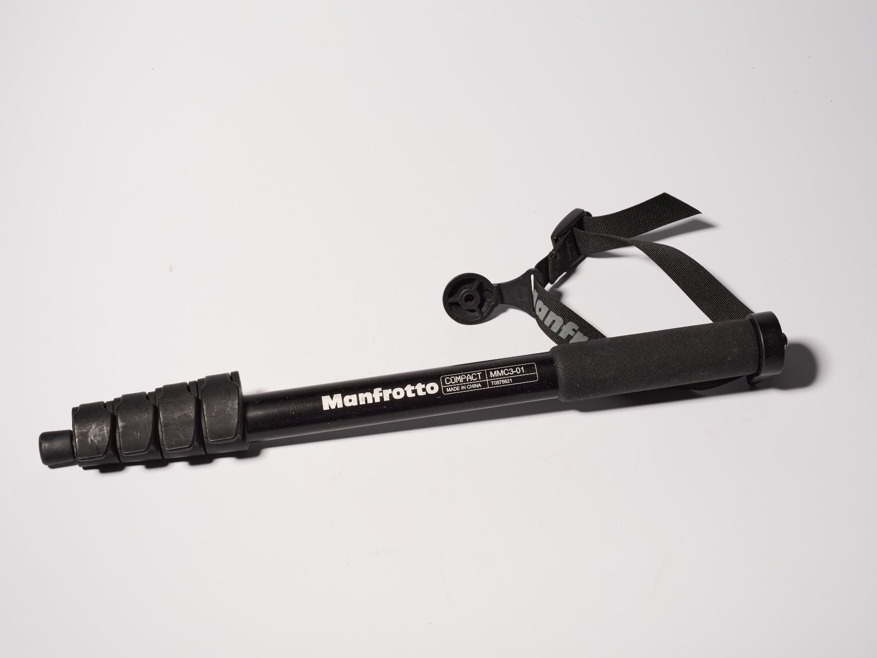 Manfrotto Treppiedi & Teste: Manfrotto Compact MMC3-01 Monopod, aluminium – Usato da Zürich venduto da patrickroppel