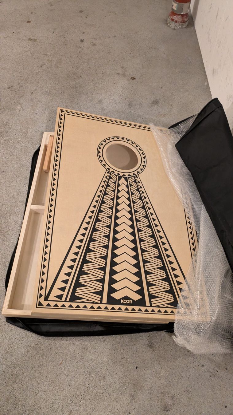 Giochi: Cornhole Spiel mit Tasche von Koor – Usato da Kriens venduto da Lianna 4