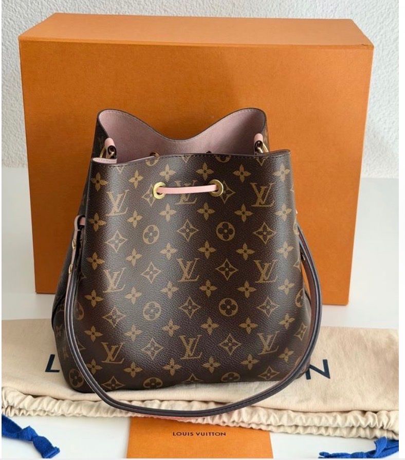 Louis Vuitton Sacs femmes: Louis Vuitton Néo Noé – D'occasion à Basel par Day18 2