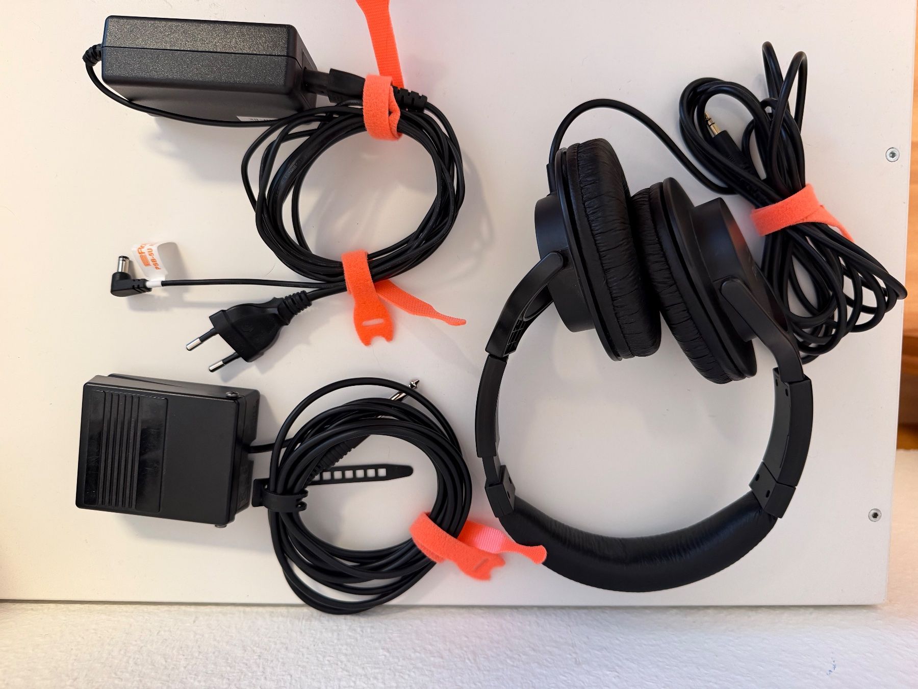 Roland Musikinstrumente: Roland FP 10 Komplettset – Gebraucht aus Bubendorf von glitchCat 1