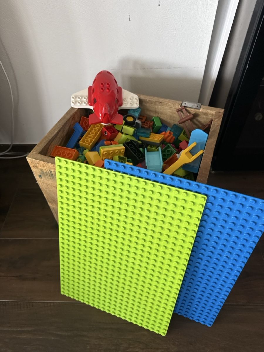 Lego Jouets: Grosse Kiste mit Lego Duplo – D'occasion à Rietheim par N_Rohr