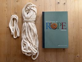 Encyclopedia of Rope Tricks von James Stewart mit Seil
