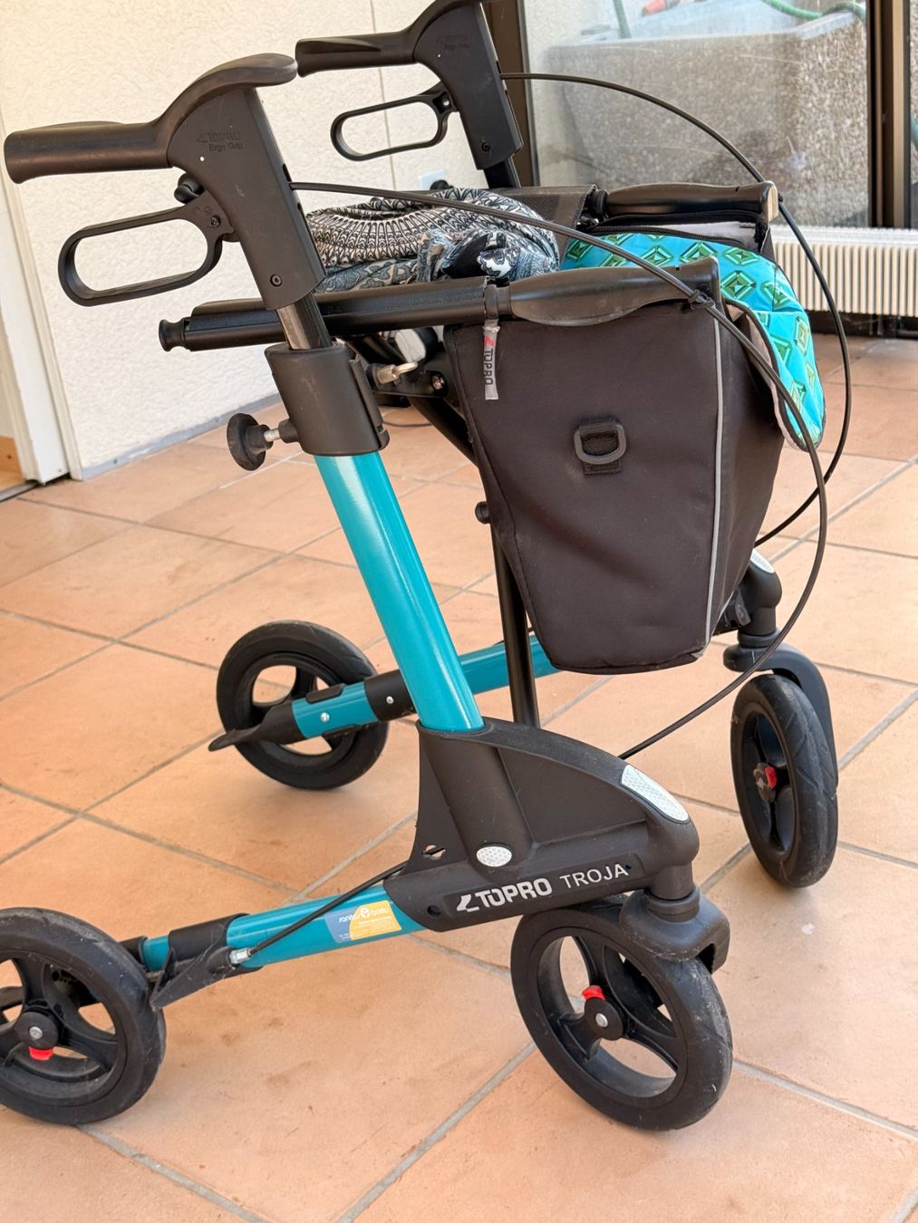Gehhilfen: TOPRO Troja Rollator tadelloser Zustand – Gebraucht aus Biel/Bienne von Sowiesose 6