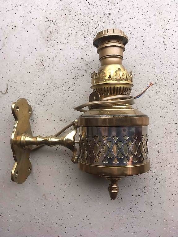 Lampade: Ancienne lampe de bateaux applique. – Usato da St. Maurice venduto da Benoit12