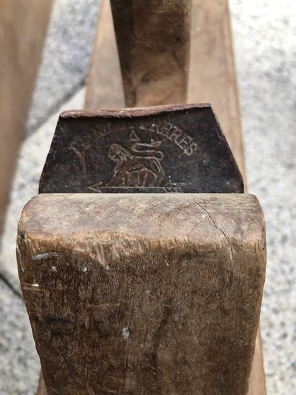 Alle Werkzeuge: Hobel antik XL – Gebraucht aus Matten(St.Stephan) von ren_r8tw 2