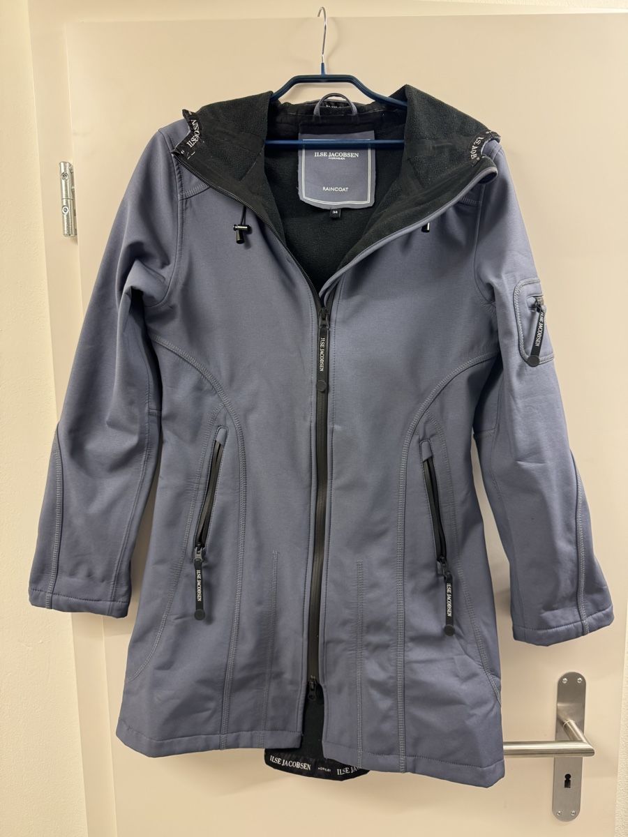 Ilse Jacobsen Giacche: Ilse Jacobsen Softshell Regenjacke Damen Gr. 34  – Usato da Birsfelden venduto da inf_l2yy