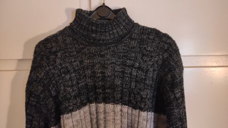 Maglione collo alto bicolore, taglia XL, autun/inv...