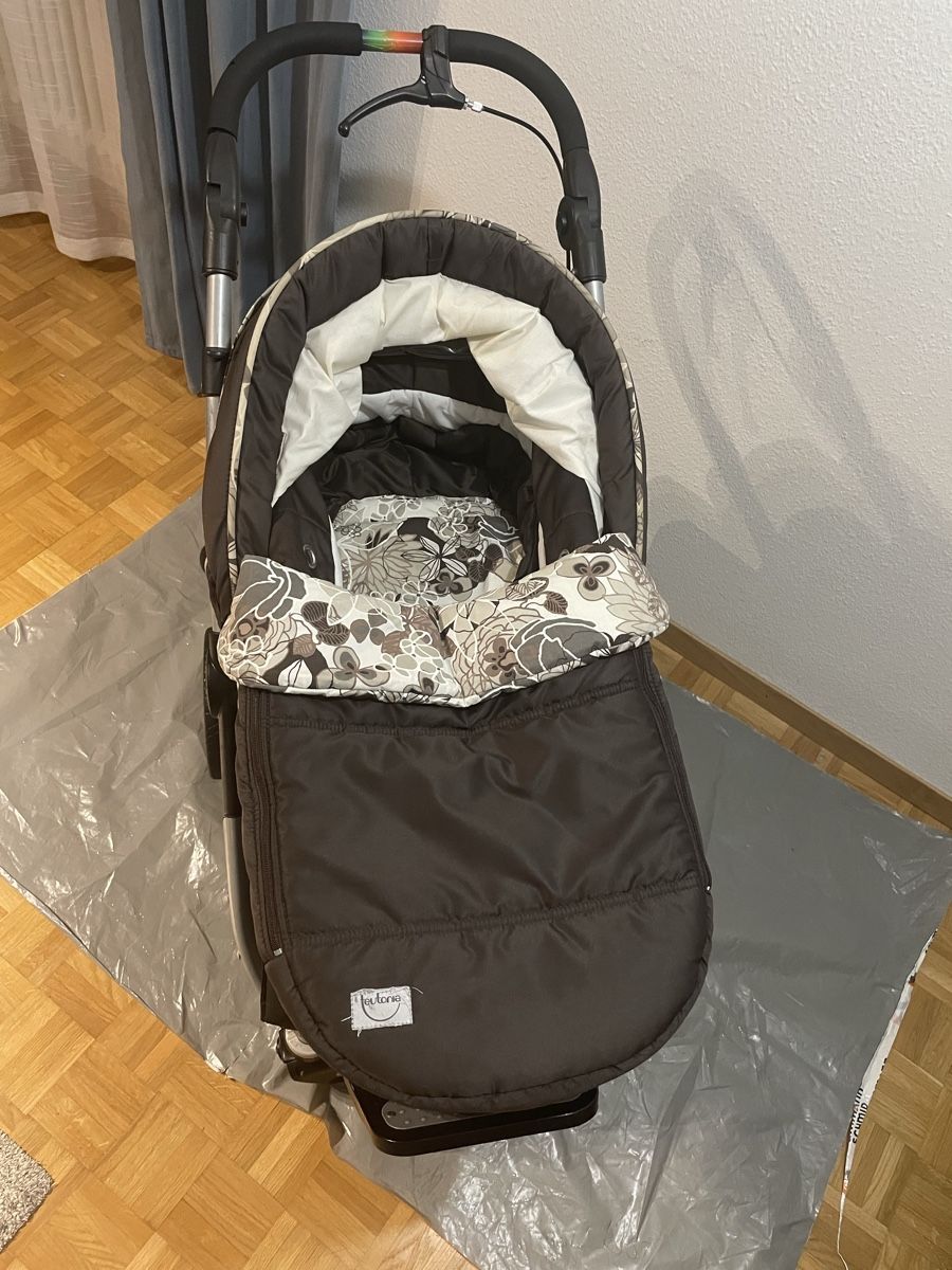 Hartan Carrozzine: Hartan Kinderwagen  Gratis – Usato da Oberentfelden venduto da ced_5fsf 2