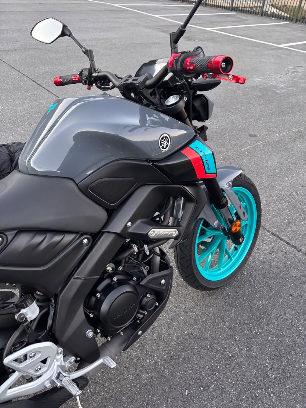Yamaha Strada: Yamaha MT 125 ab Service – Usato da Lax venduto da toyotaf1 2