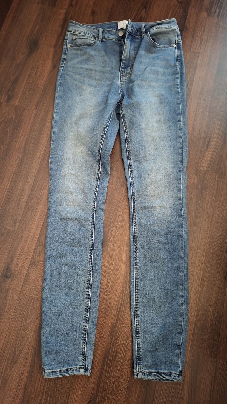 Only Jeans: Jeans, Only, Hose, Gr. 29/32, hellblau, neu – Nuovo (secondo la descrizione) da Oftringen venduto da januarloch