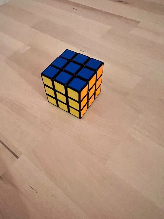 Rubik's Cube - Zauberwürfel 3x3x3 (Gebraucht) in Köniz für CHF 4 – mit ...