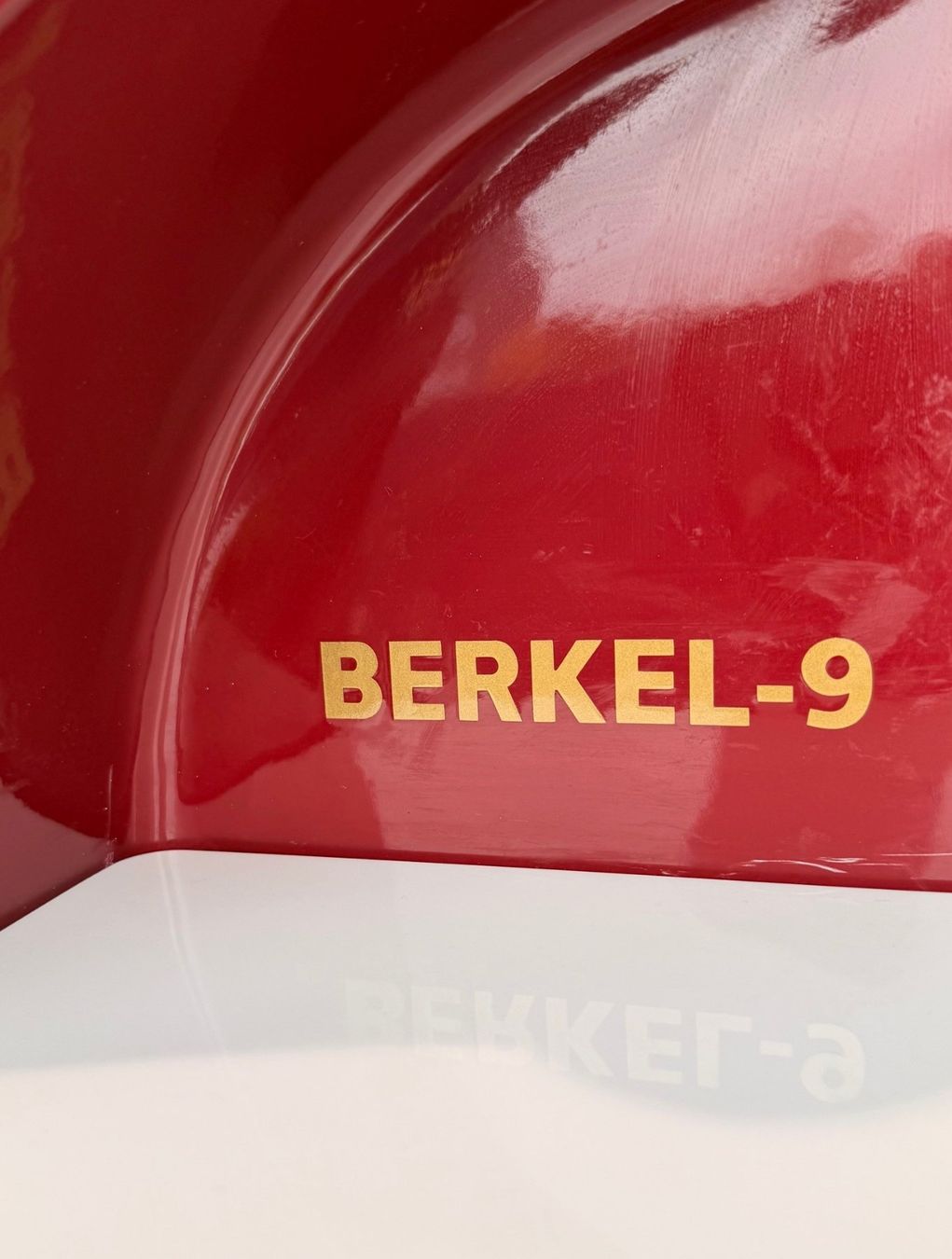 Berkel Elettrodomestici da cucina: original restaurierte Berkel Model 9h rosso – Usato da Zürich venduto da Autocity 2
