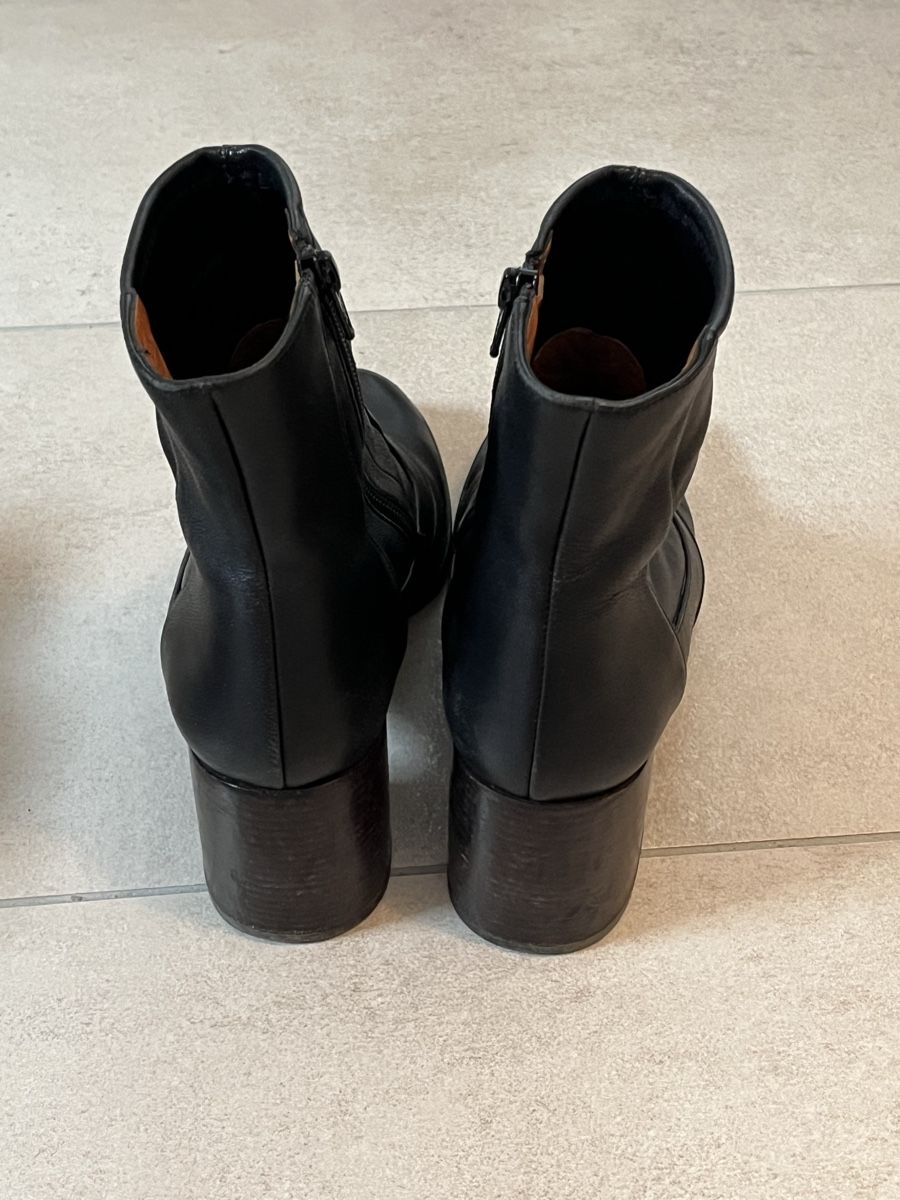 Chie Mihara Scarpe da donna: Chie Mihara Stiefeletten   – Usato da Nänikon venduto da aoe_22fy 2