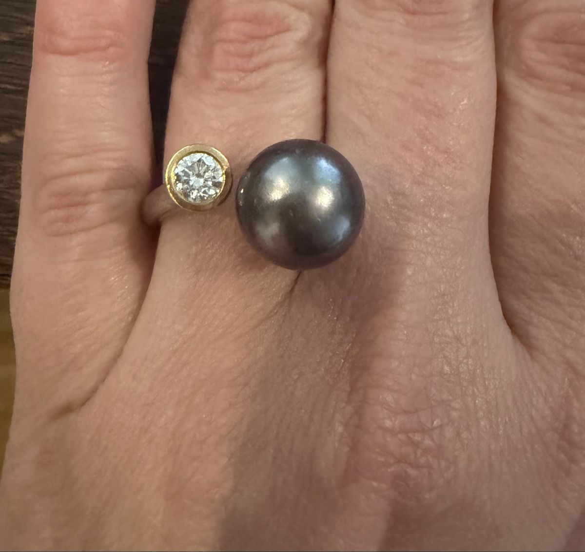 Altri gioielli: Südseeperlen Set / Kette, Ohrringe & Ring mit Diamant – Usato da Adliswil venduto da buy_sell_zh 2