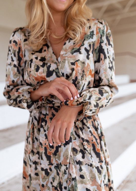 Vestiti: Robe longue beige taille S-M comme neuve – Nuovo (secondo la descrizione) da Treyvaux venduto da MLRL 1