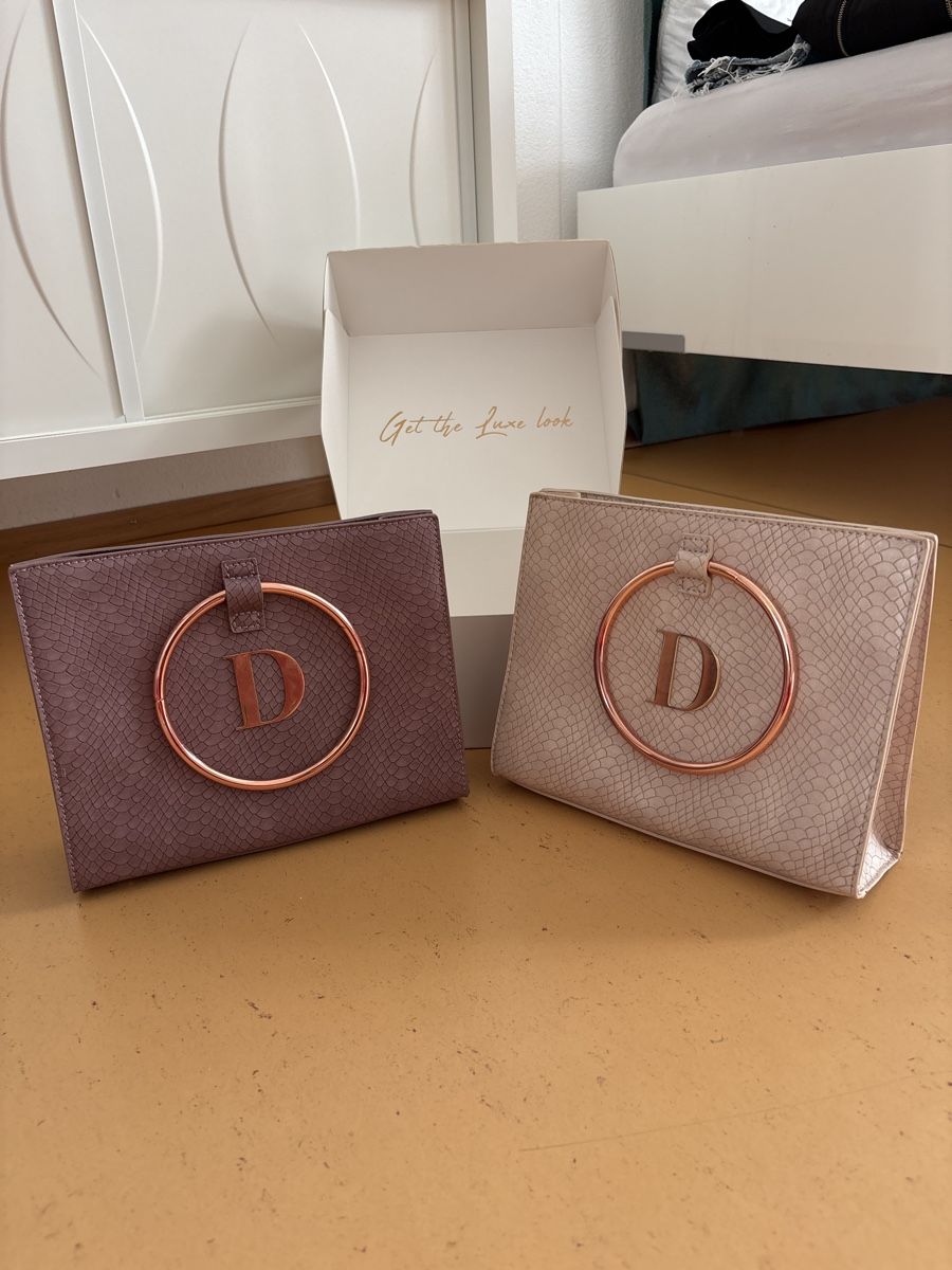 Borse da donna: Zwei Handtaschen/Schultertaschen – Nuovo (secondo la descrizione) da Zürich venduto da del_gdm2