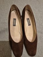 Bally Pumps Wildleder braun Grösse 6.5 