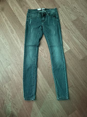Neue ONLY blue Jeans 28/34