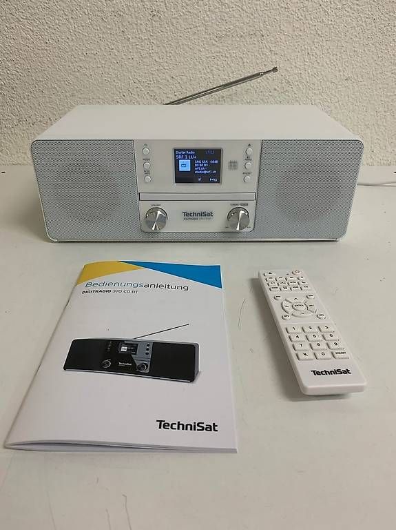 Technisat Radio: TechniSat DIGITRADIO 370 CD BT Digitalradio DAB+ Bluetooth – Usato da Obernau venduto da Arche_Noah_Brocki