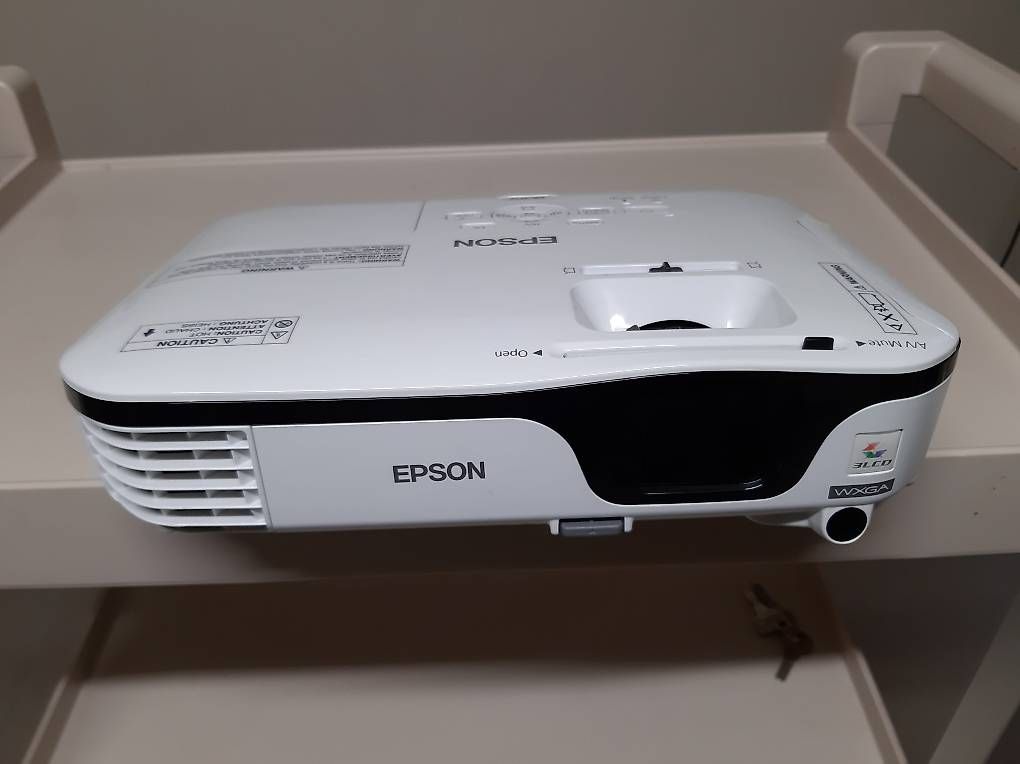 Epson Proiettori: LCD Projector EPSON WXGA Mod. H4288 – Usato da Lohn-Ammannsegg venduto da hesslanz
