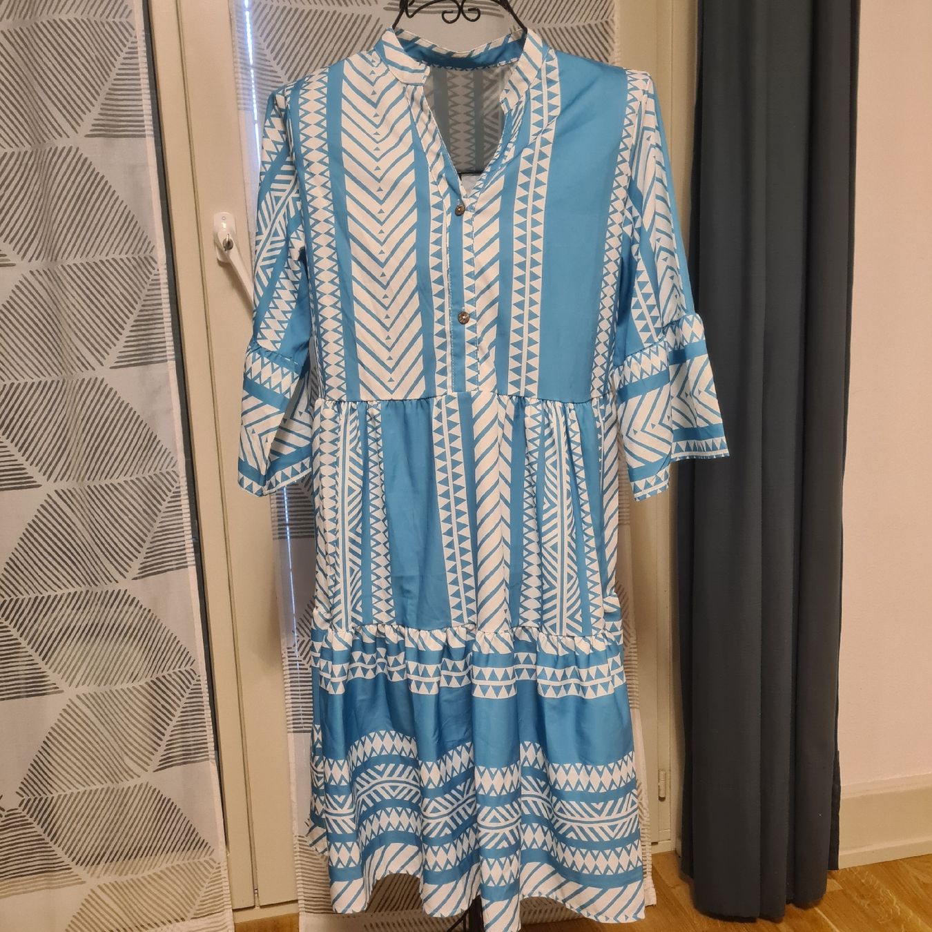 Robes: kleid gr L – Neuf (Voir description) à zürich par janjaz 1