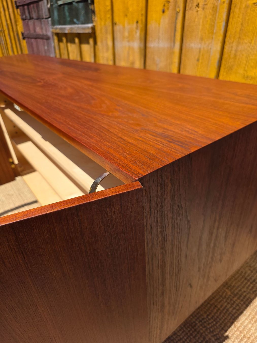 Idealheim Kommoden: B40 Teak Sideboard  Dieter Wäckerlin  Idealheim restauriert – Gebraucht aus Haslen AI von Vintagelix 2