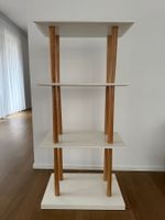 Bücherregal
