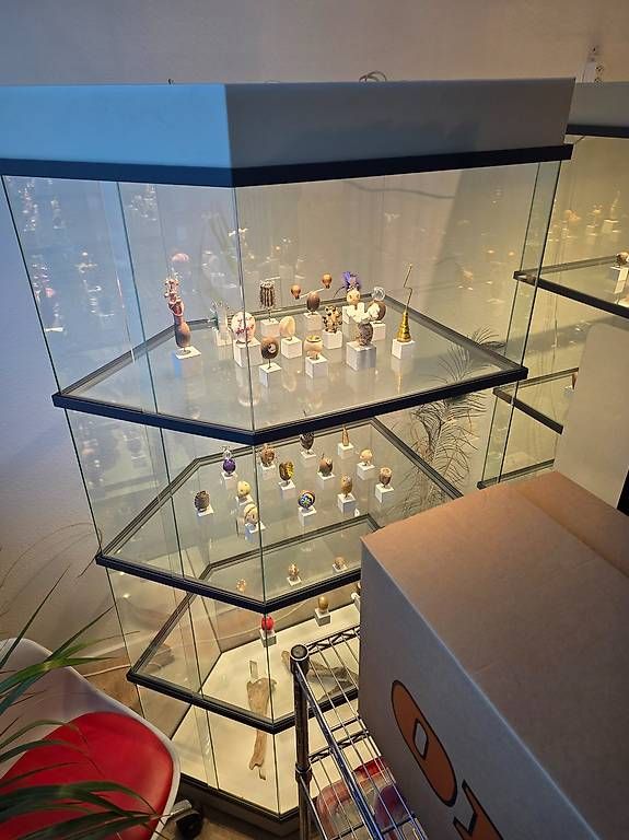 Vitrinen: Glasvitrinen  – Gebraucht aus Schaffhausen von o.schaetti 1