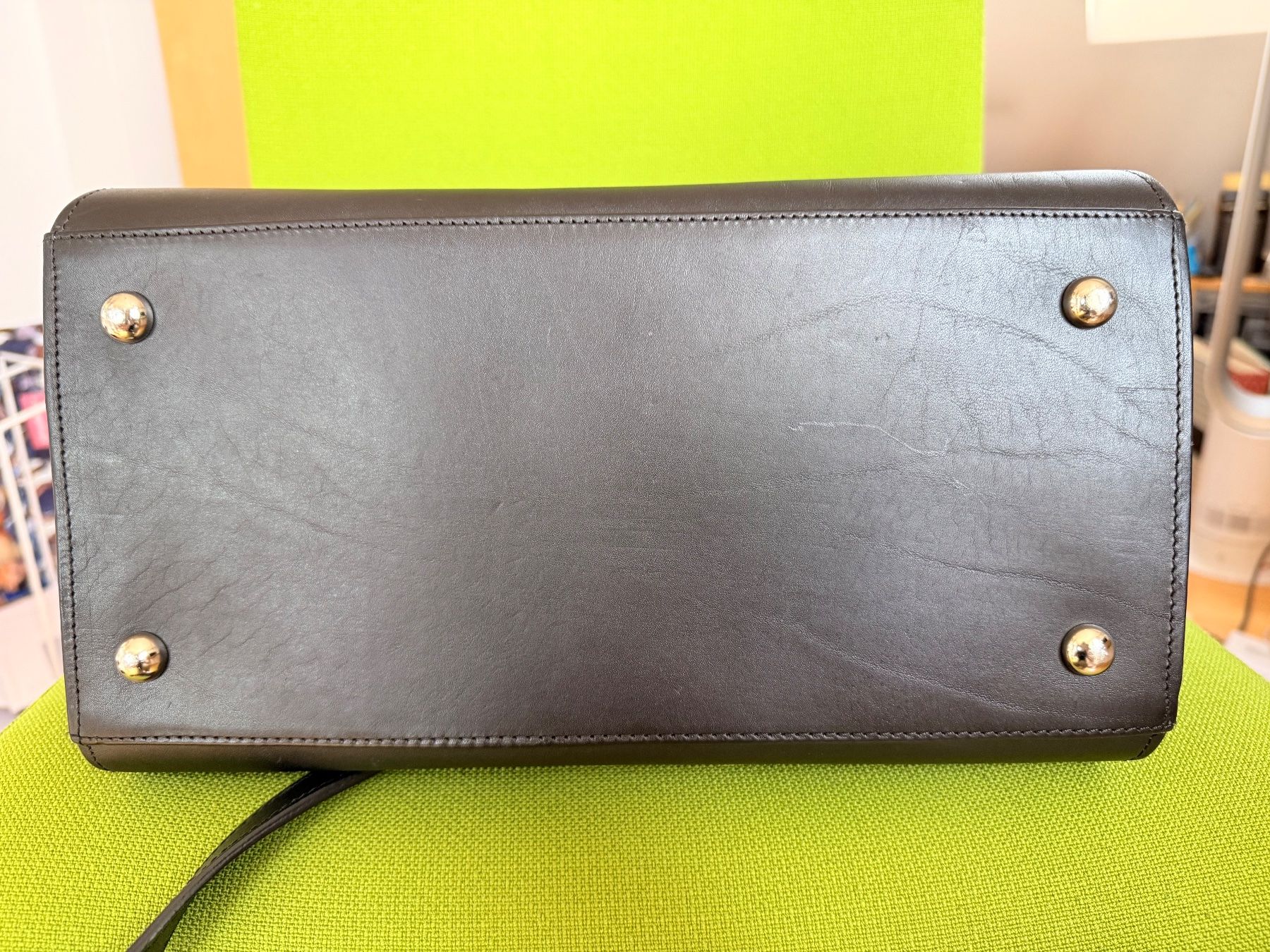 Borse da donna: Tasche von AVECNONO Zürich – Nuovo e nell'imballaggio originale da Frauenfeld venduto da Scleo 4